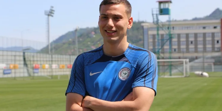 Dal Varesanovic: “Ana hedefim Rizespor’la Avrupa kupalarında oynamak”