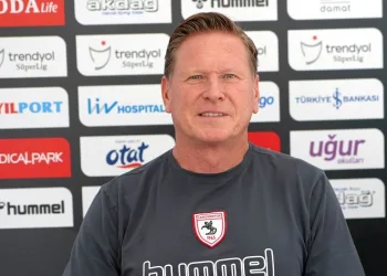 Samsunspor Teknik Direktörü Markus Gisdol: "Ya kazanacağız ya da kaybetmeyeceğiz"