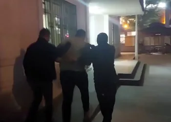 Trafikte taksiciyi darp eden şahıs yakalandı