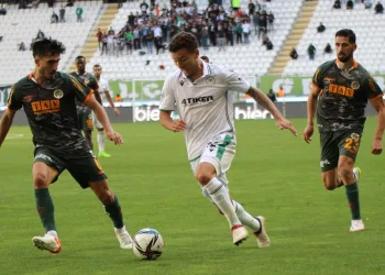 Konyaspor ile Alanyaspor 16. randevuda