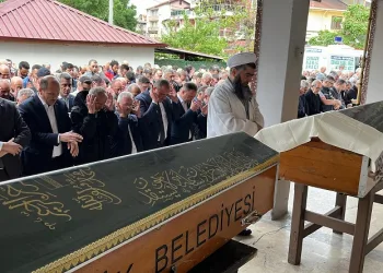 Bursa’da define ararken mağarada ölen baba ile oğlu toprağa verildi