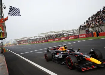 Çin’de pole pozisyonu Max Verstappen’in