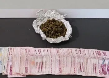 4 kişi uyuşturucu madde ticaretinden gözaltına alındı