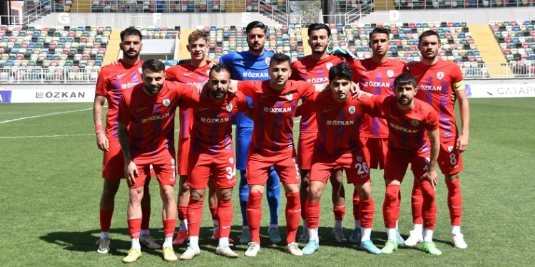 Altınordu, ligde kalmayı garantiledi