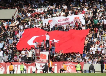 Elazığspor seyirci rekorunu kırdı