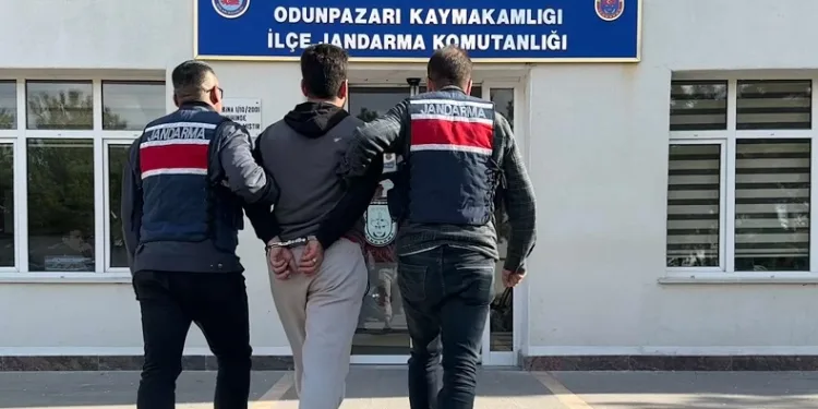 Firari DEAŞ üyesi Eskişehir’de yakalandı