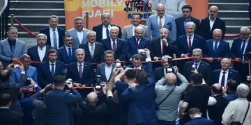 İnegöl’de mobilya şöleni başladı