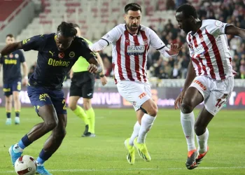 Trendyol Süper Lig: Sivasspor: 2 – Fenerbahçe: 2