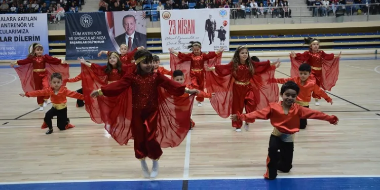 Bilecik’te 23 Nisan coşkuyla kutlandı