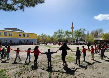 Erzurum’da çocuklar için kütüphane kurdular