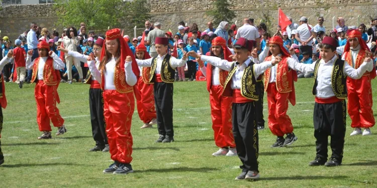 Ereğli’de 23 Nisan coşkusu
