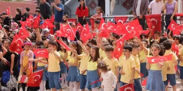 Çayırova’da 23 Nisan coşkusu yaşandı