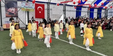 Çıldır’da 23 Nisan coşkusu