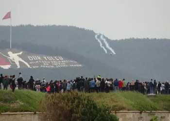 Çanakkale’de SOLOTÜRK nefesleri kesti