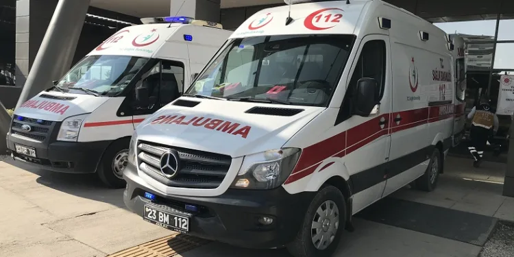 Otomobilin çarptığı çocuk yaralandı