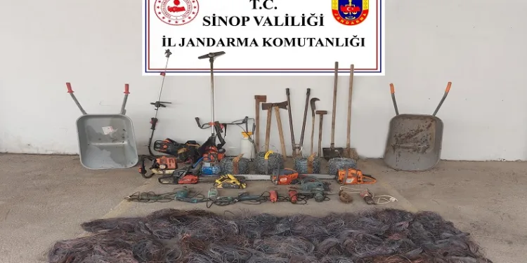 İnşaat malzemesi hırsızlarına suçüstü