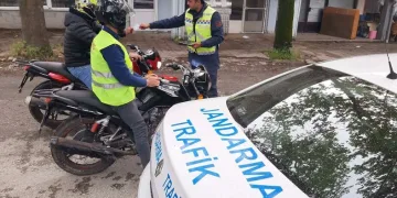 Jandarma ekiplerinden motosiklet denetimi