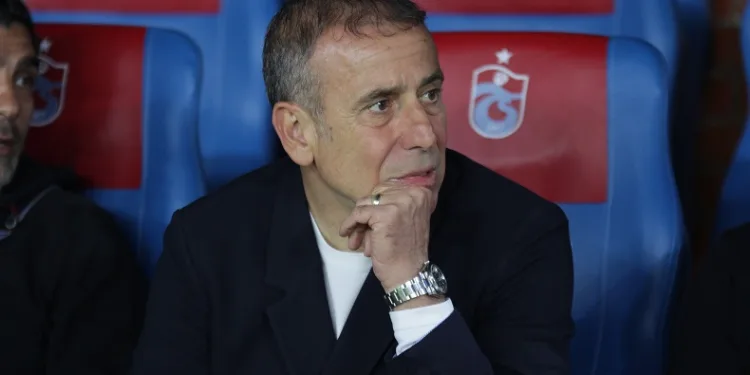 Trabzonspor Teknik Direktörü Abdullah Avcı: “Tur için avantajlıyız”
