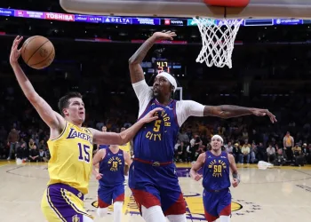 NBA’de Nuggets, Lakers’ı yenerek seriyi 3-0 yaptı