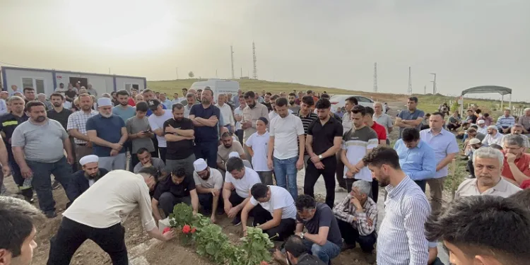 Hatay’da silahlı saldırıda ölen imamın cenazesi toprağa verildi