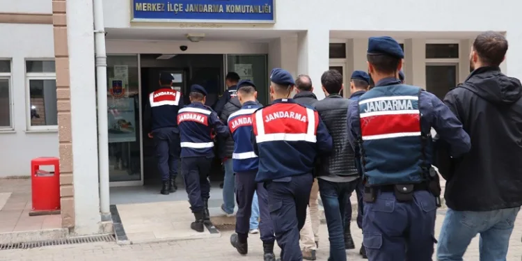 Edirne’de aranan 144 şüpheli yakalandı