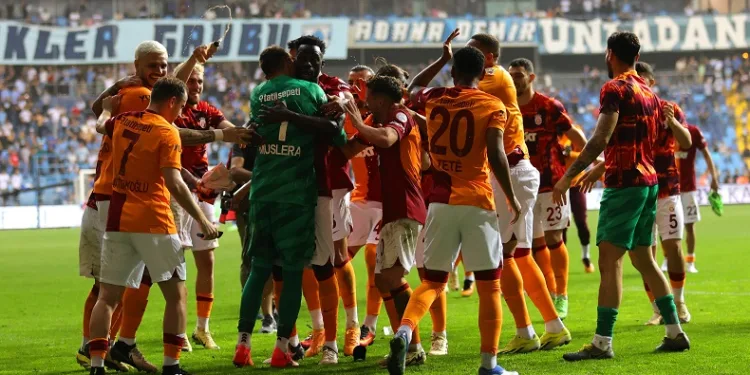 Galatasaray’dan ligde üst üste kazanma rekoru