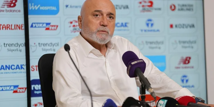 Y. Adana Demirspor Teknik Direktörü Hikmet Karaman: “Alkışlanacak bir mücadele ortaya koyduk”