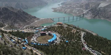 Boğalar yeni Yusufeli’nde ilk kez arenaya çıktı