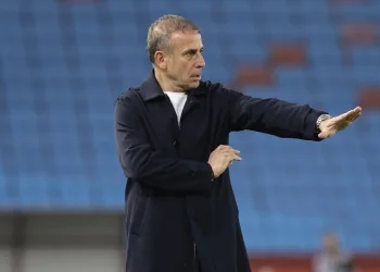 Trabzonspor Teknik Direktörü Abdullah Avcı: “Trabzonspor vazgeçmeyeceğini gösterdi”