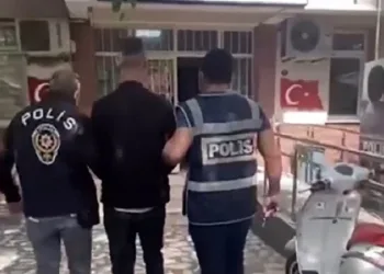 İzmir’de 4 firari hükümlü yakalandı
