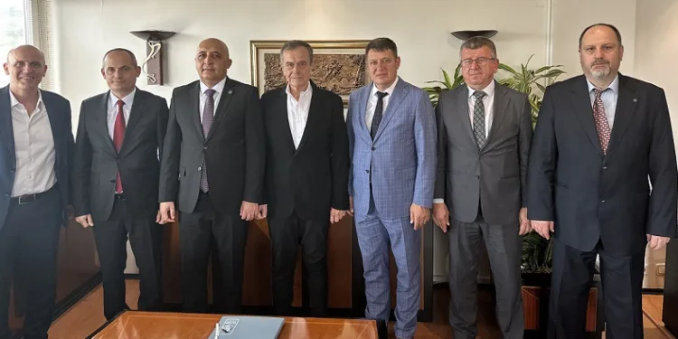 Kırcaali’den Turhan Gençoğlu’na ziyaret