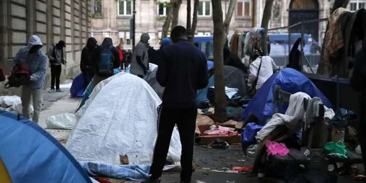 Paris’te olimpiyatlar öncesi mülteci kampı tahliye edildi