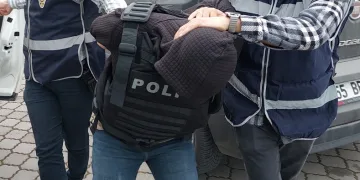 Karısını öldüren koca tutuklandı