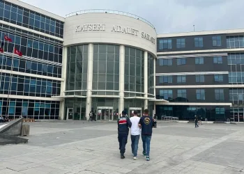 14 ayrı yakalanması olan suç makinesi jandarmadan kaçamadı
