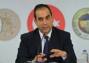 Şekip Mosturoğlu, Fenerbahçe Yüksek Divan Kurulu başkanlığına adaylığını açıkladı