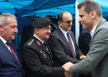 Bakan Bak, Rize’de bayramlaşma törenine katıldı