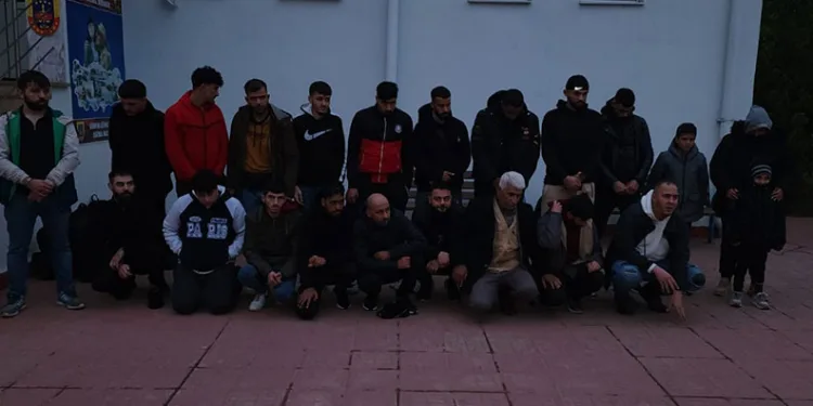 Tekirdağ’da 21 kaçak göçmen yakalandı