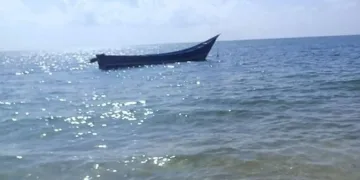 Göçmen teknesi alabora oldu