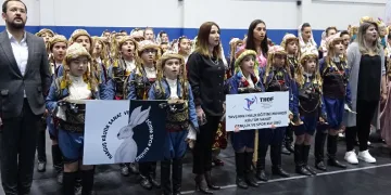Kulüpler arası halk oyunları birinciliği