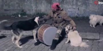 Ramazan davulcusunun patili dostları