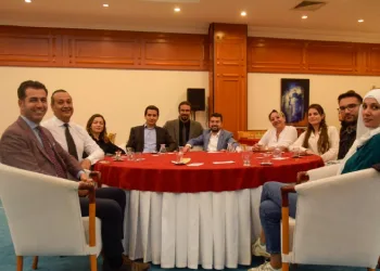 Kaçar, Filistinli öğrencilerle iftarda buluştu