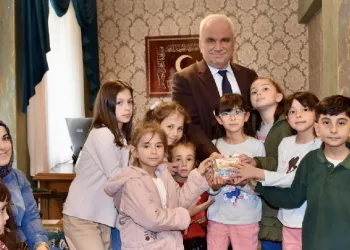 Minik öğrencilerden Filistin’e destek