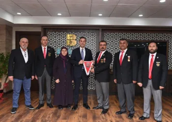 Şehit yakınları ve gazilerden, Başkan Akın’a iade-i ziyaret