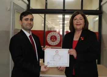 Çifteler’in yeni başkanı mazbatasını aldı