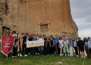 Turizm Haftası’nı Yazılıkaya’da kutlandı