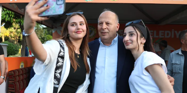 Yüreğir Belediyesi, Karnavalda yerini aldı