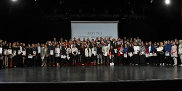 Atatürk Üniversitesi’nde ödül töreni