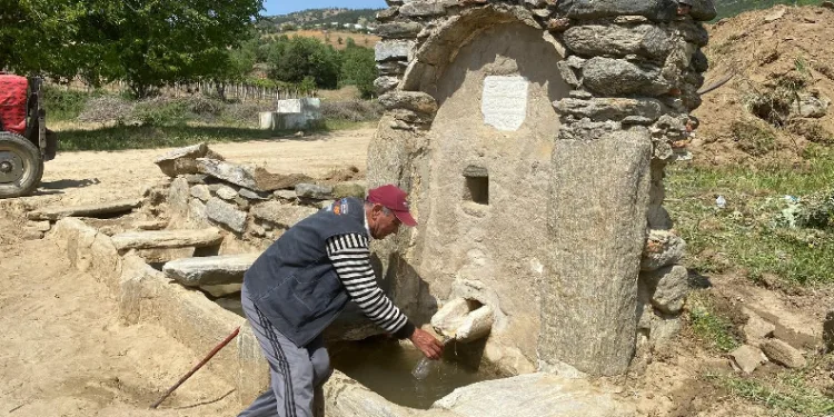 200 yıllık çeşme yeniden hayat buldu