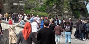 Amasra’ya günlük 80 bin ziyaretçi