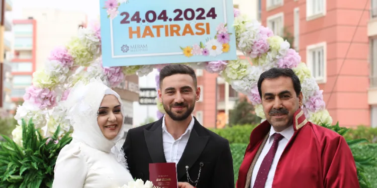 Evlenen çiftlerin tercihi: 24.04.2024